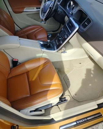 Volvo S60 cena 38900 przebieg: 123000, rok produkcji 2010 z Tychy małe 436